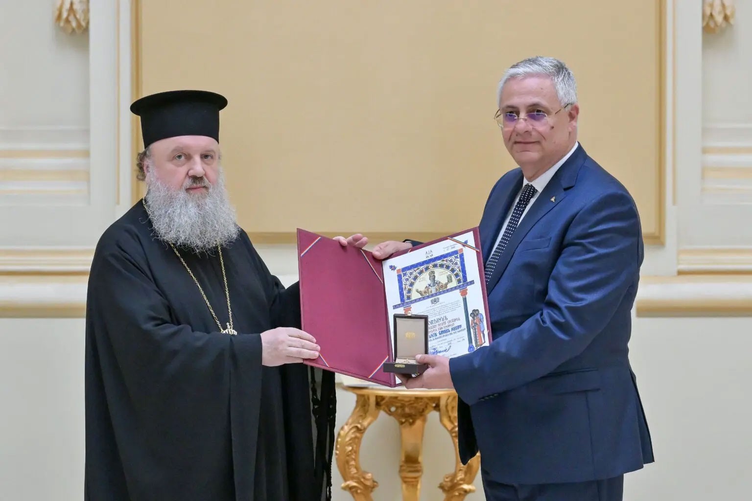 Liviu-Gabriel Mușat, directorul general al ADR Sud-Muntenia, distins de Patriarhia Română